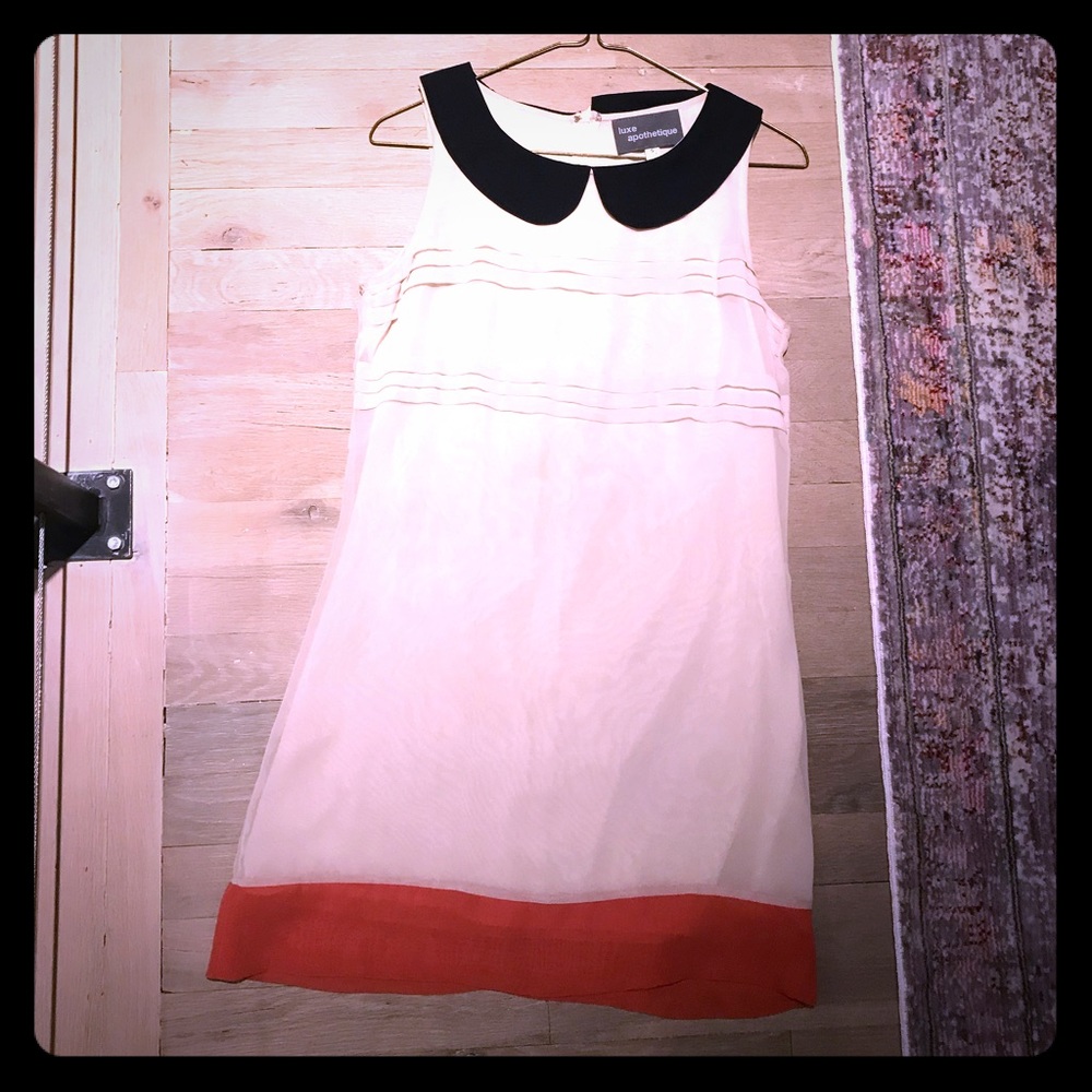 Luxe Apothetique Dress with Collar
